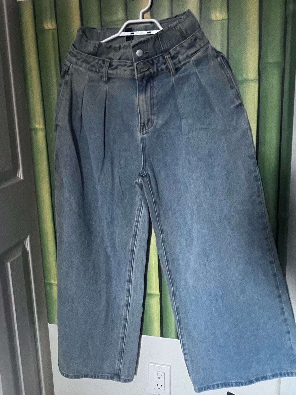 High-Waist Wide Leg Women’s Jeans in Dark Blue